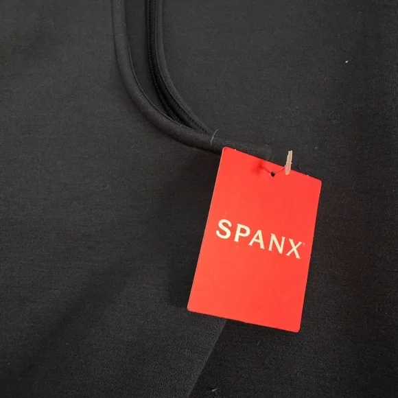 NWT SPANX Sleeveless Jumpsuit Medium - Picture 8 of 8